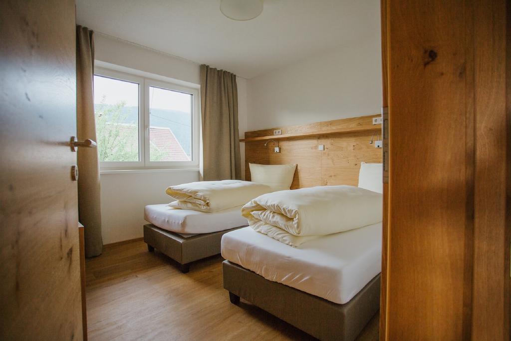 Apartmenthaus Strasswirt De Luxe Tröpolach Екстериор снимка